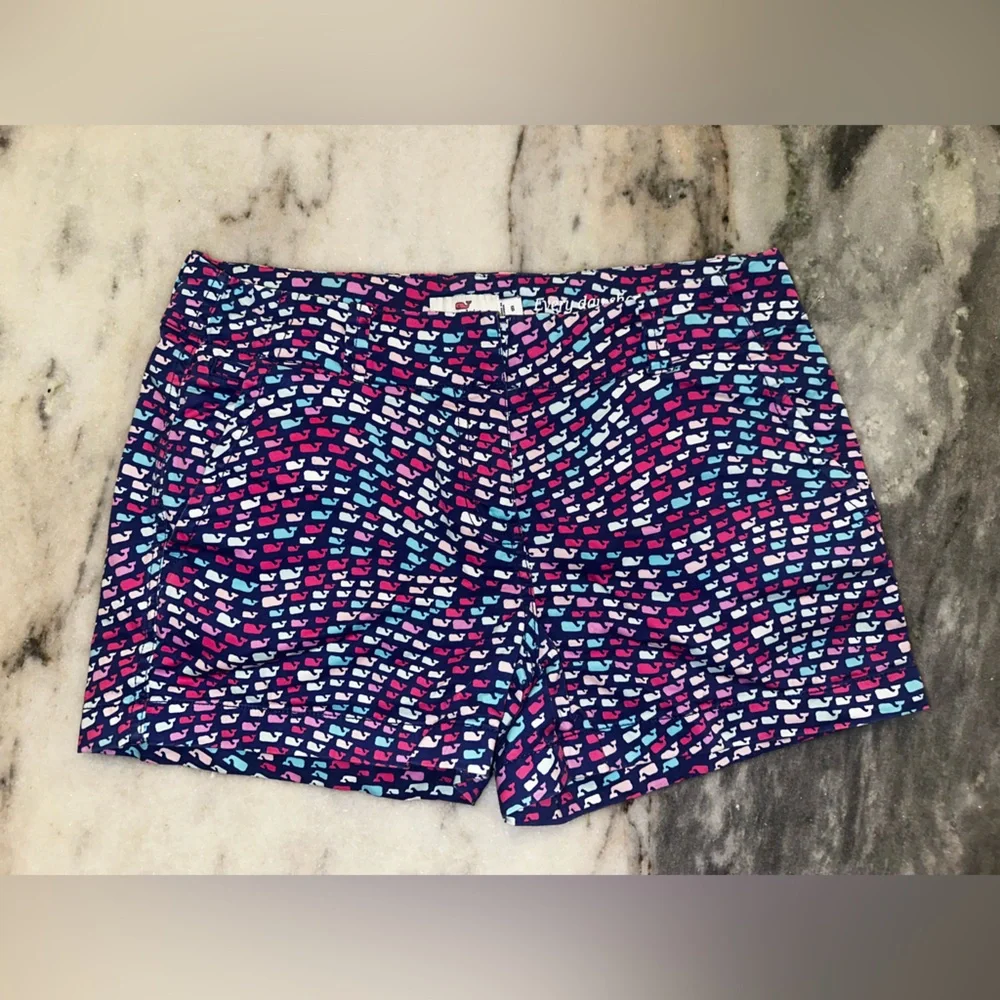 EUC Vineyard Vines Size 6 Women's Multicolor Patterned Shorts‎